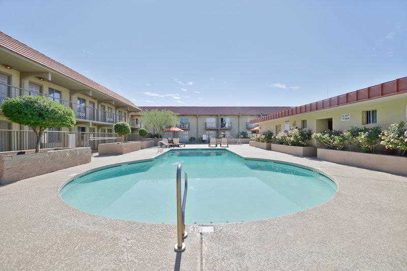 Extend-a-Suites - Phoenix Airport