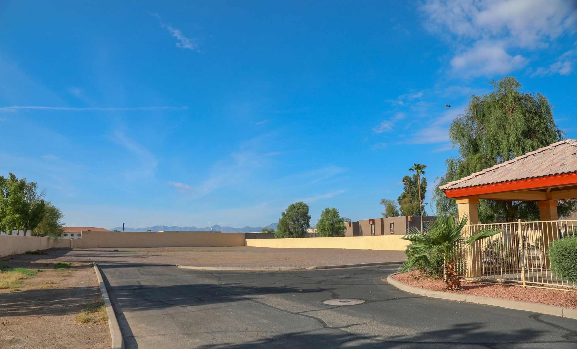 Budget Inn Suites
