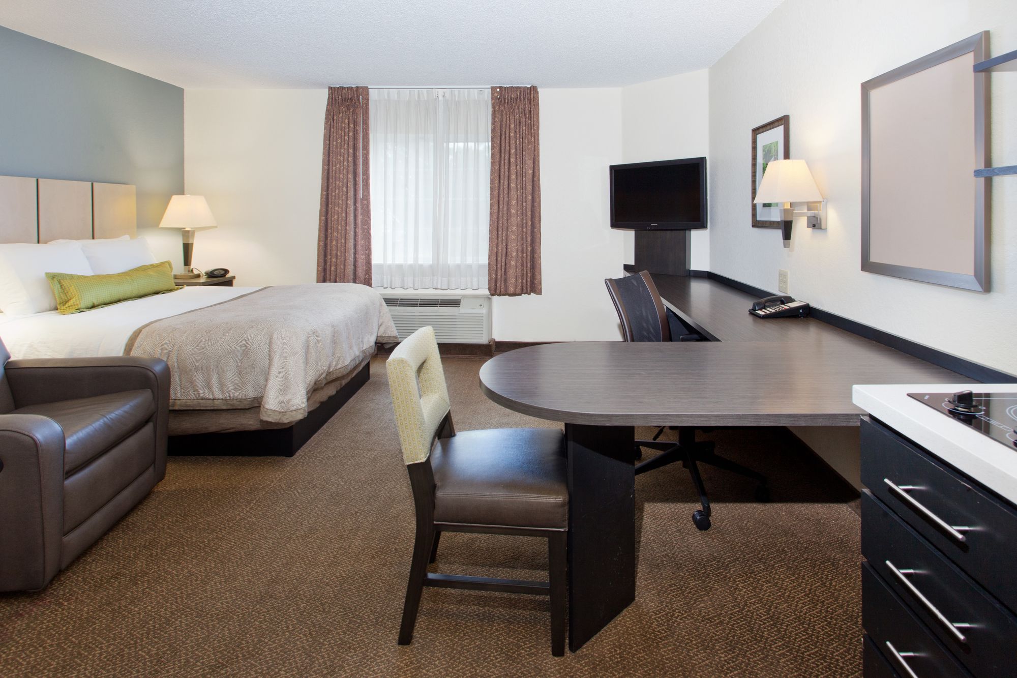 Sonesta Simply Suites Phoenix Glendale