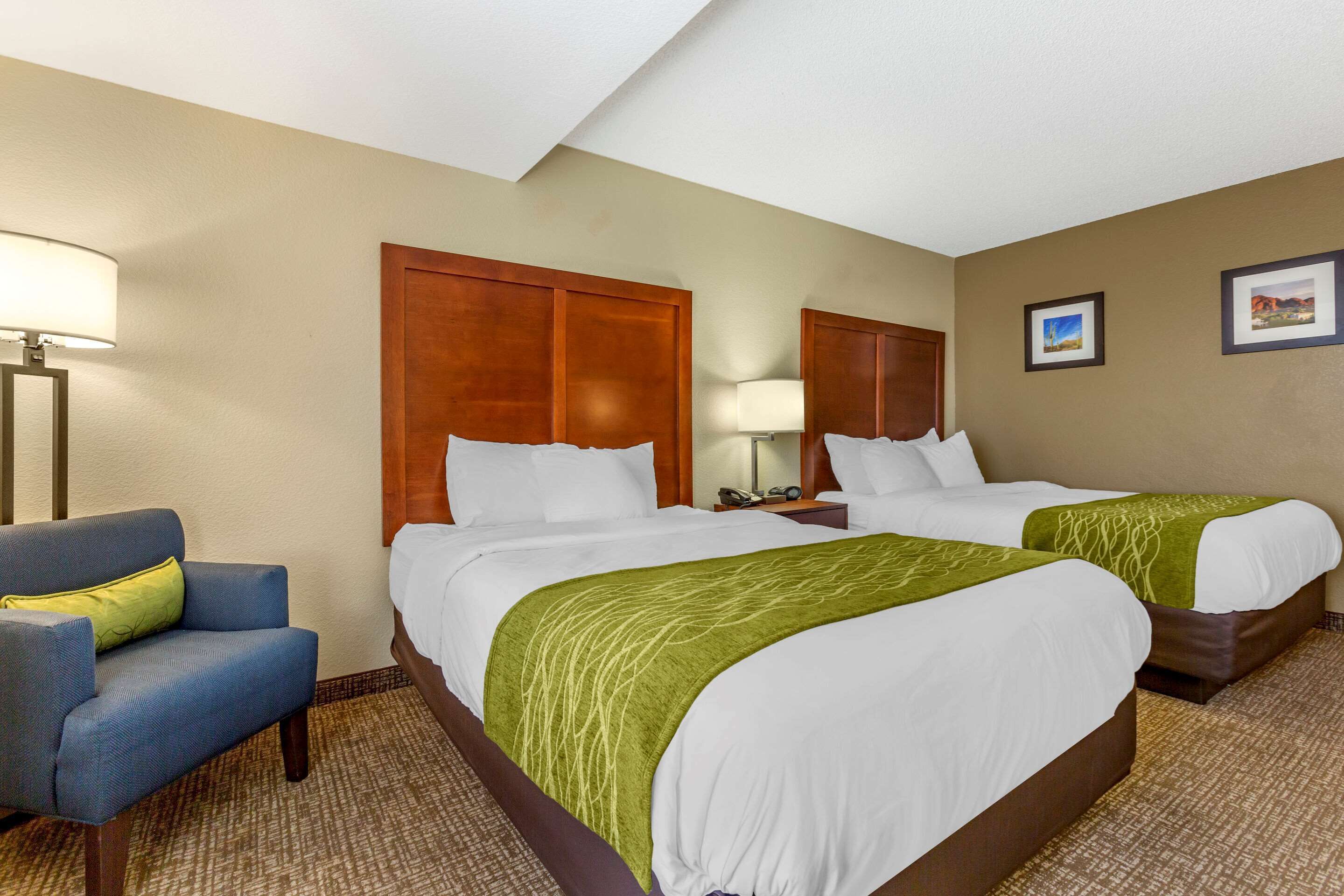 Comfort Inn & Suites