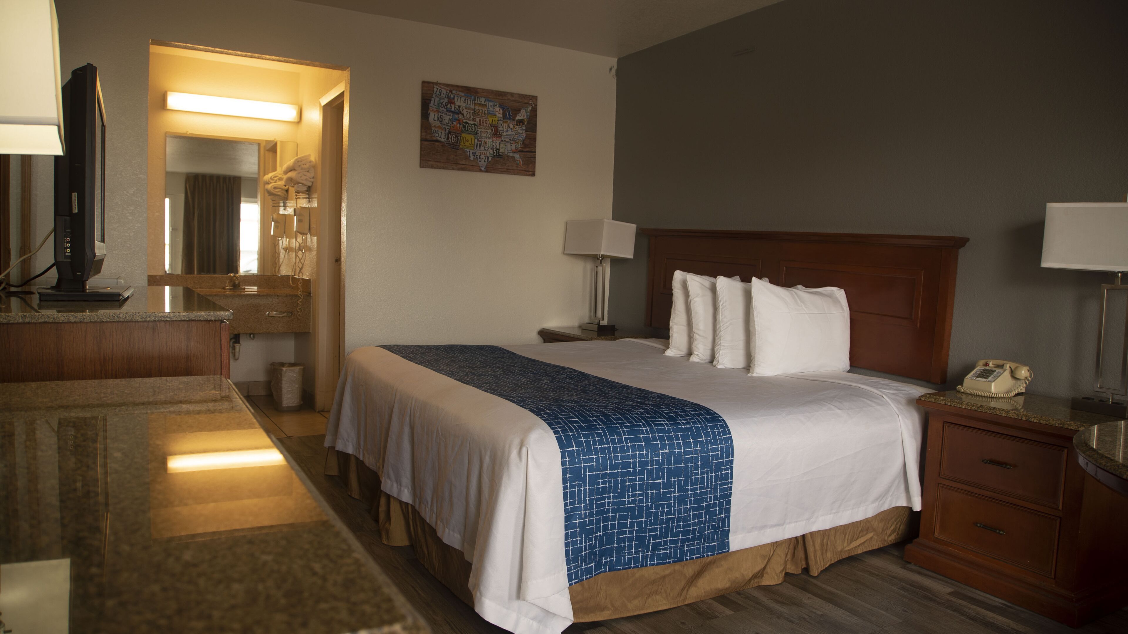 Econo Lodge Phoenix North I-17