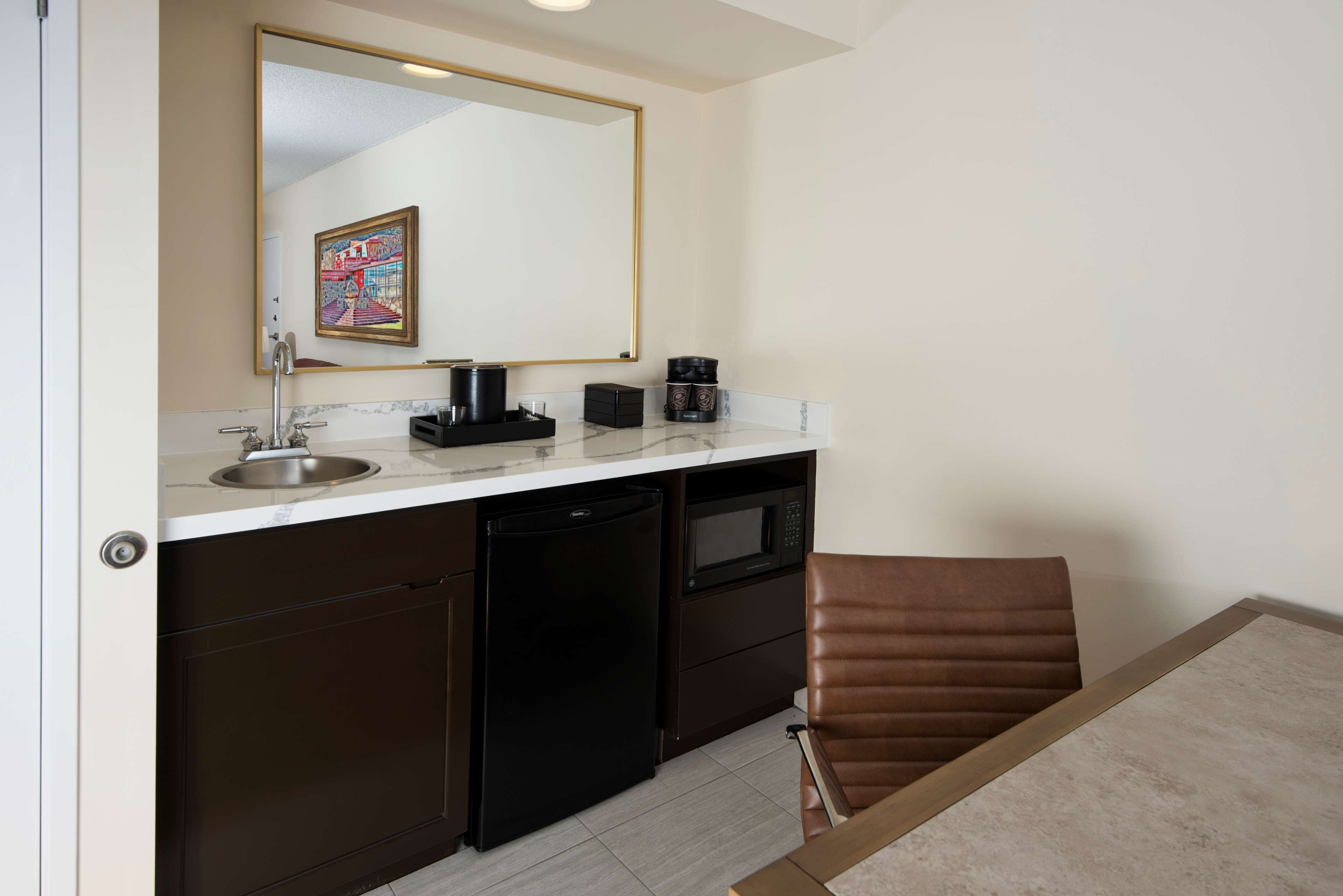 Embassy Suites by Hilton Phoenix Scottsdale