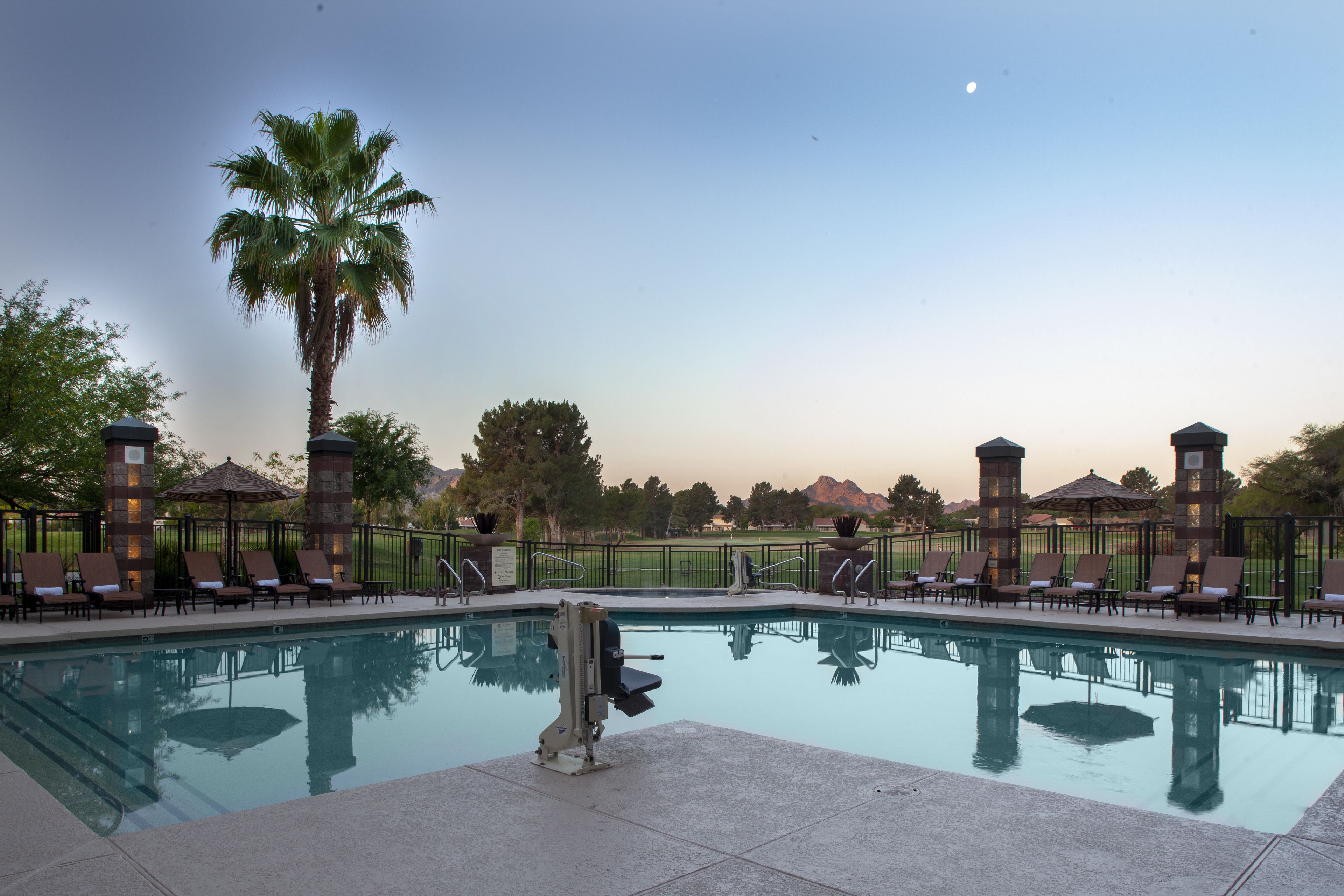 Embassy Suites by Hilton Phoenix Scottsdale
