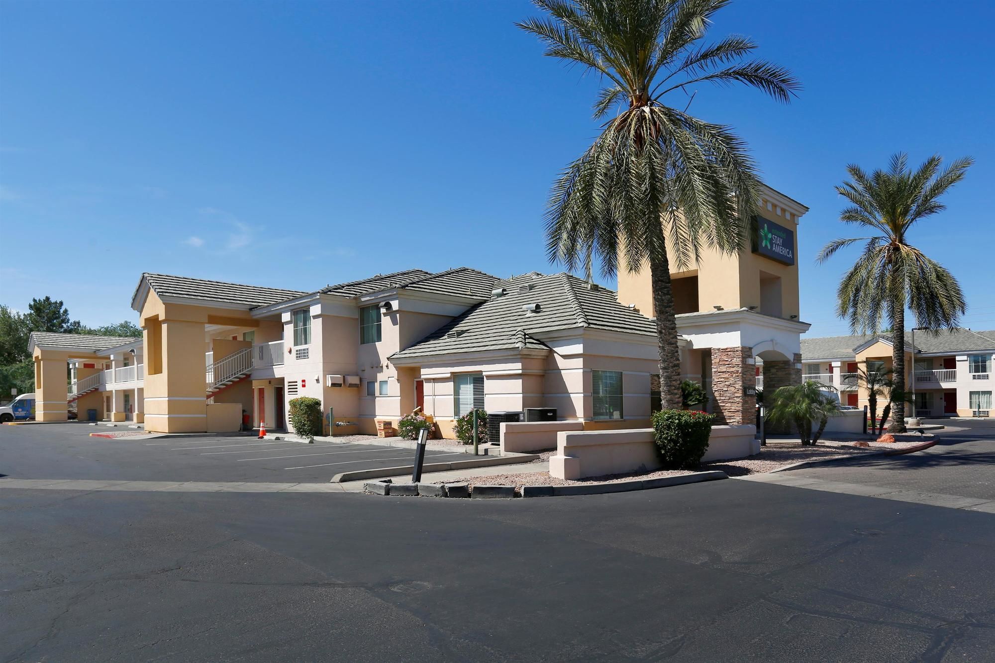 Extended Stay America Phoenix Airport E. Oak Str.