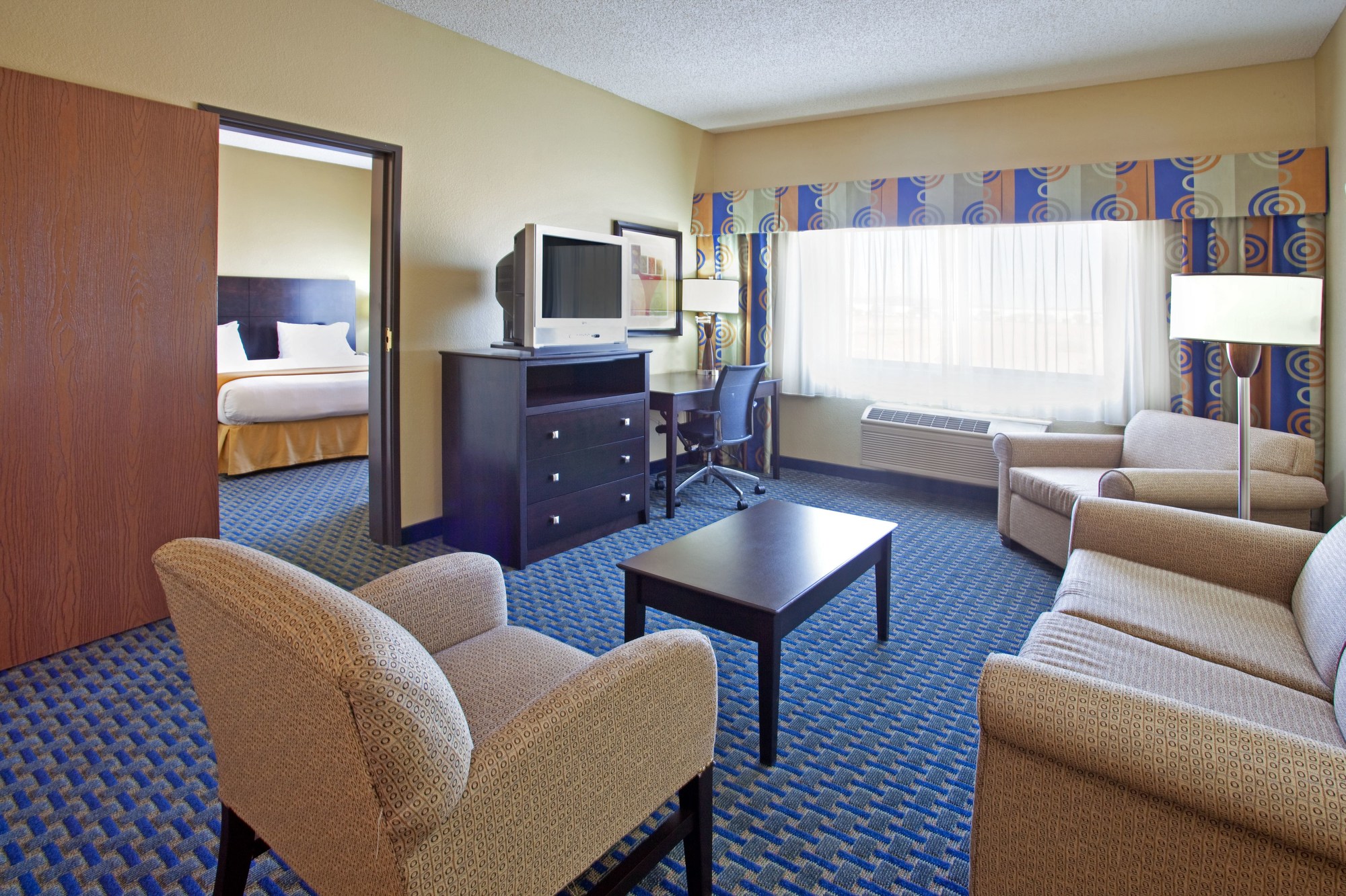 Holiday Inn Express & Suites Phoenix/Chandler (Ahwatukee)