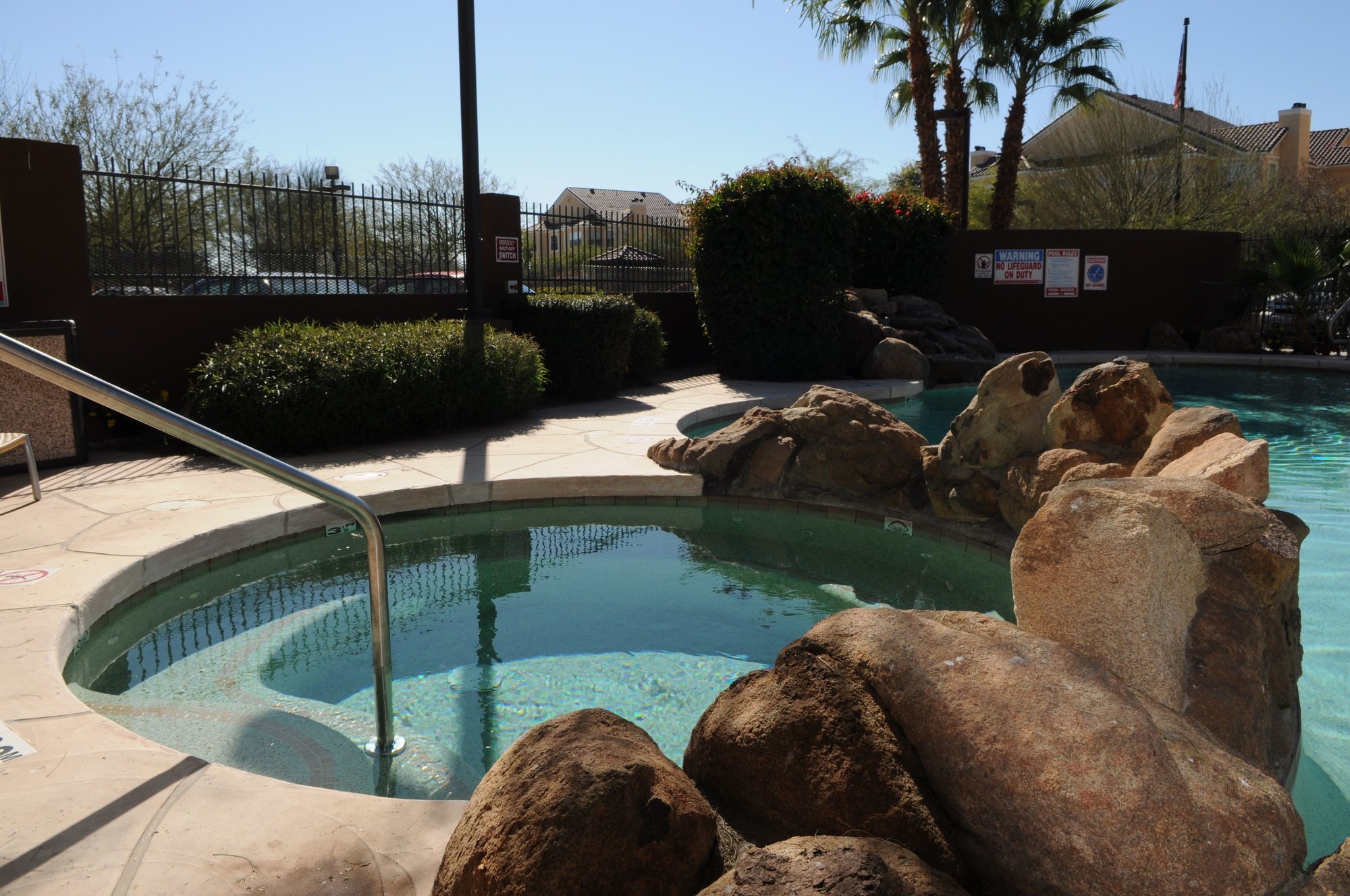 Holiday Inn Express & Suites Phoenix/Chandler (Ahwatukee)
