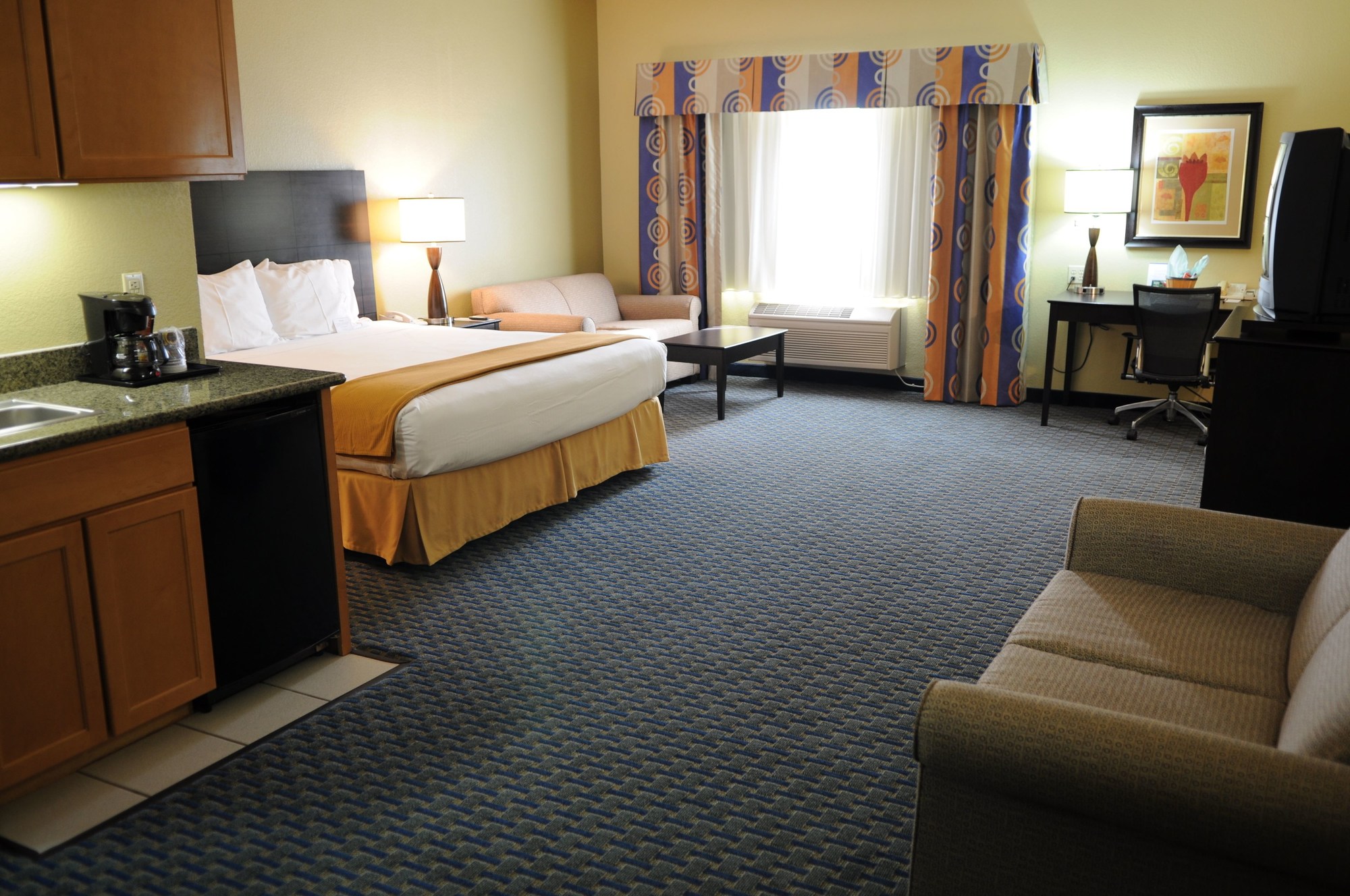 Holiday Inn Express & Suites Phoenix/Chandler (Ahwatukee)