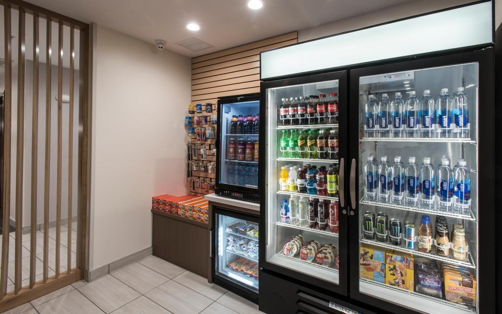 Holiday Inn Express & Suites Phoenix North - Happy Valley