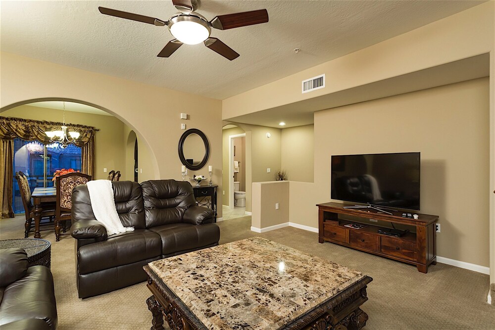 Hot Spot at Desert Ridge by Casago
