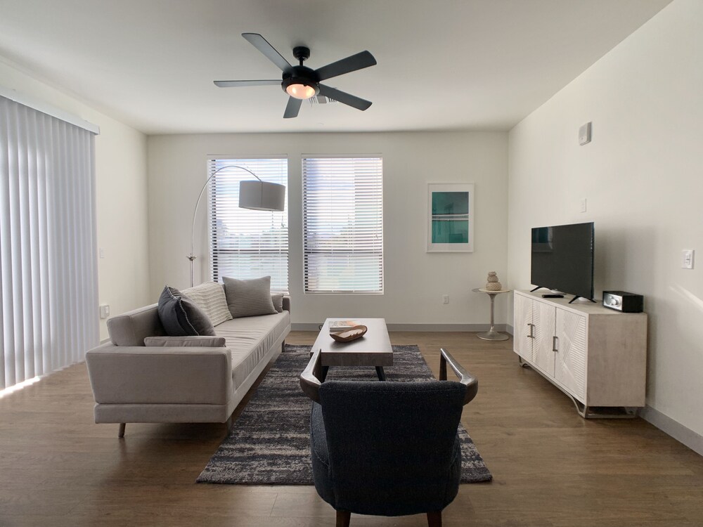 Kasa Phoenix Encanto Village Apartment