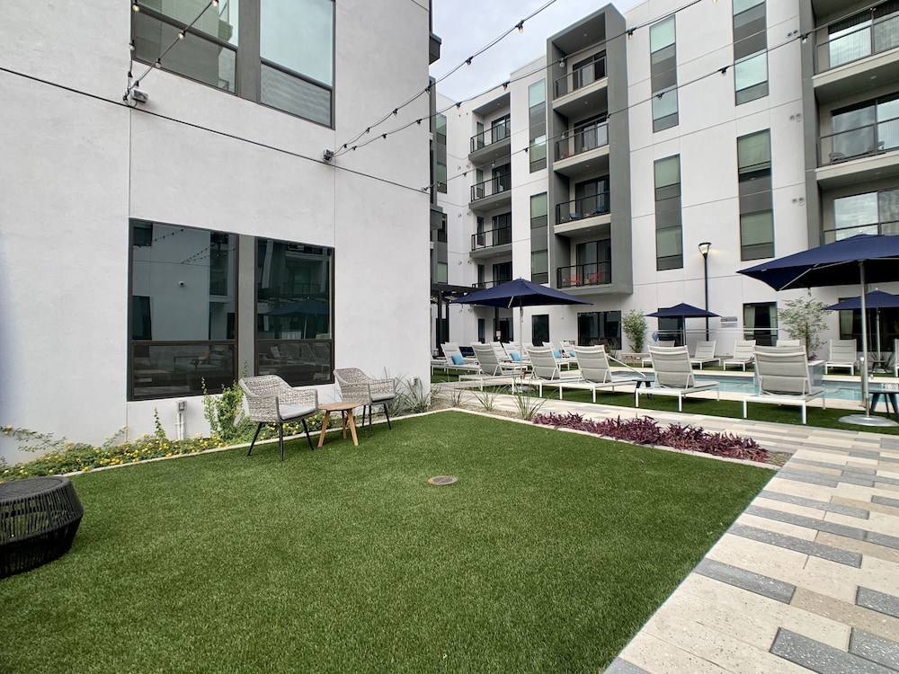 Kasa Phoenix Encanto Village Apartment