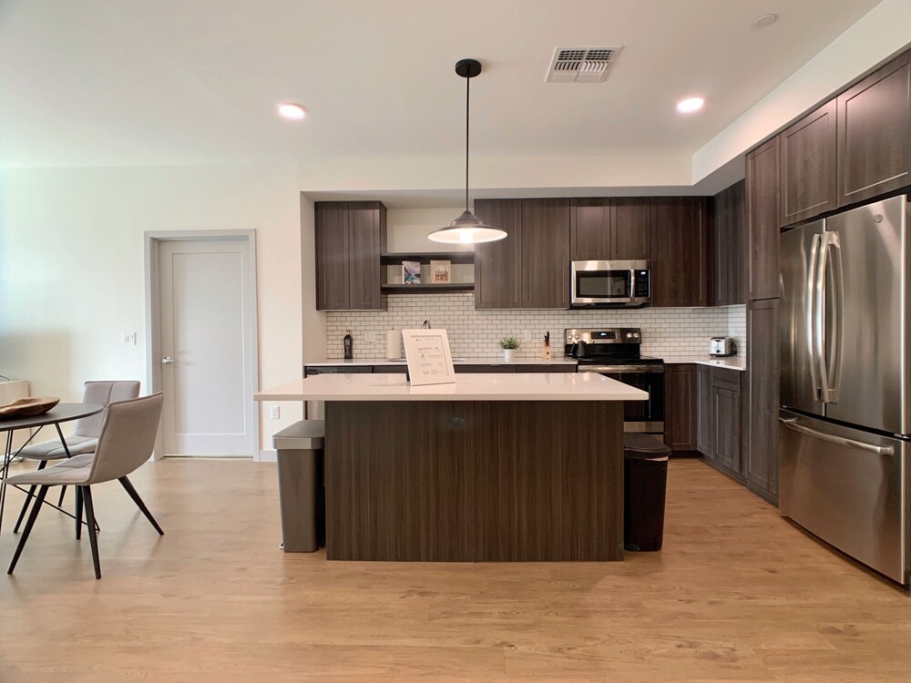 Kasa Phoenix Encanto Village Apartment