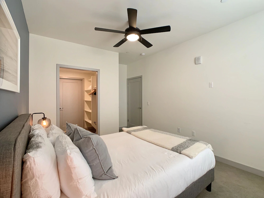 Kasa Phoenix Encanto Village Apartment
