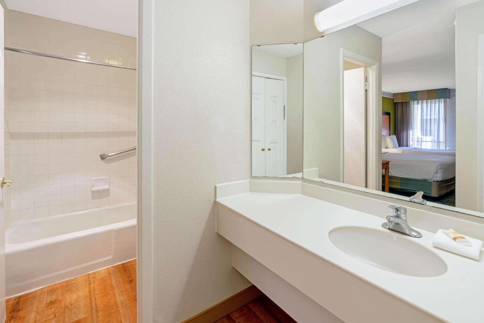 La Quinta Inn by Wyndham Phoenix North