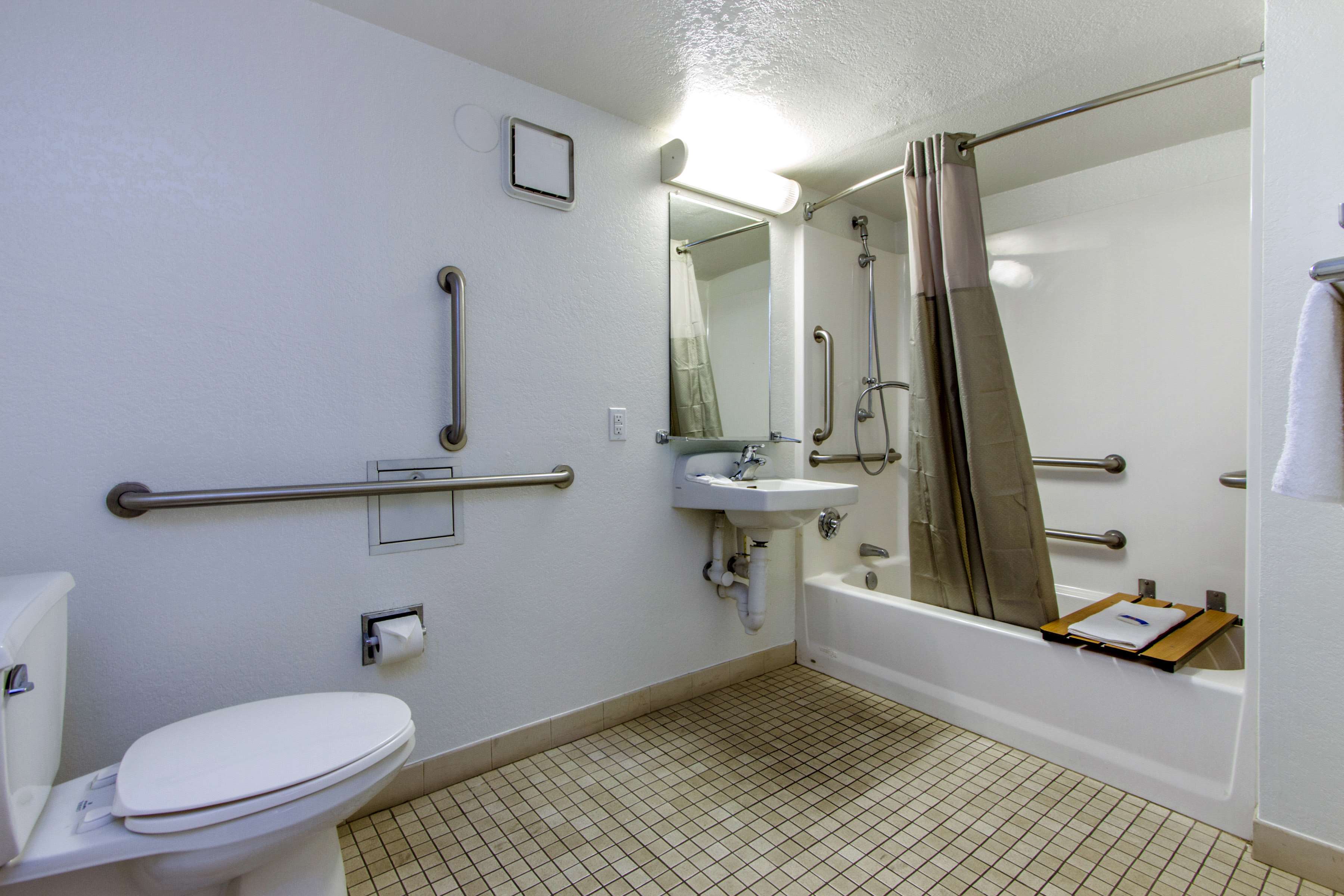 Phoenix Inn