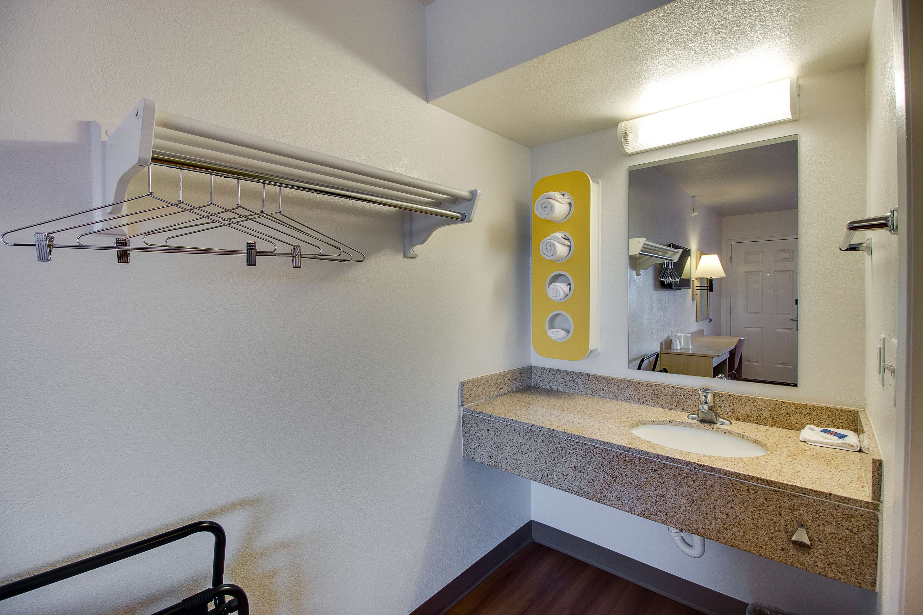 Motel 6 Phoenix East