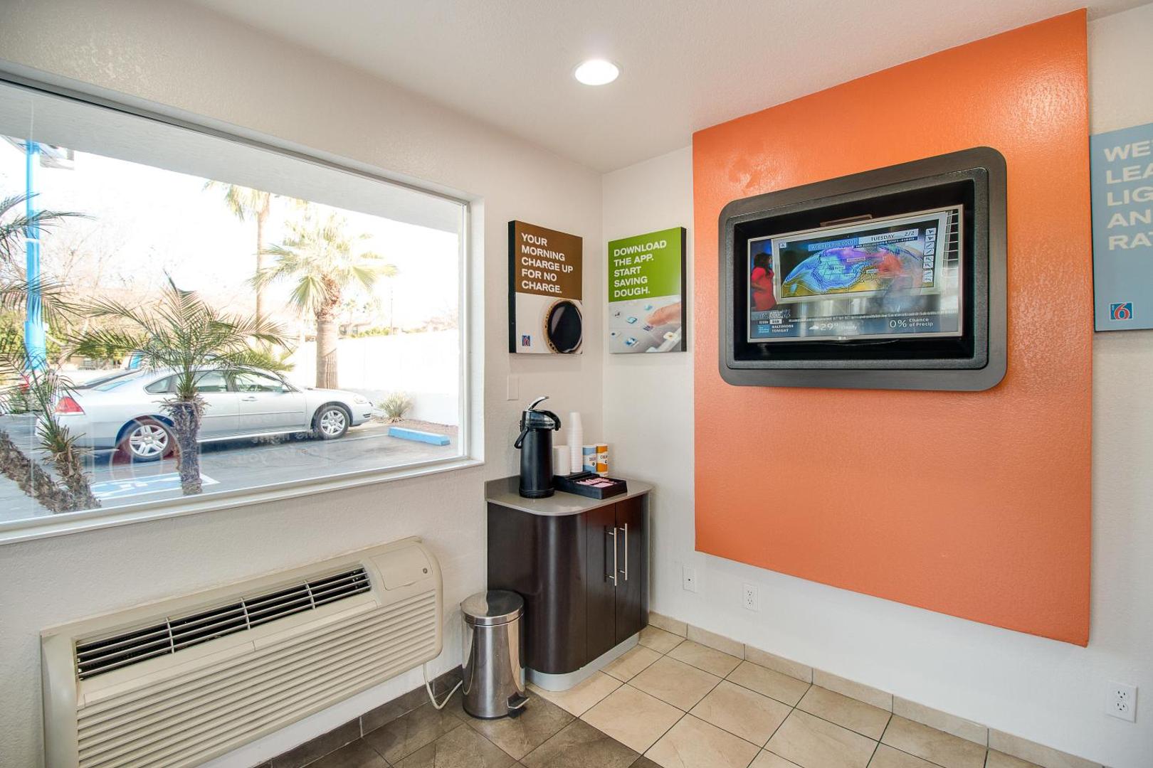Motel 6 Phoenix East