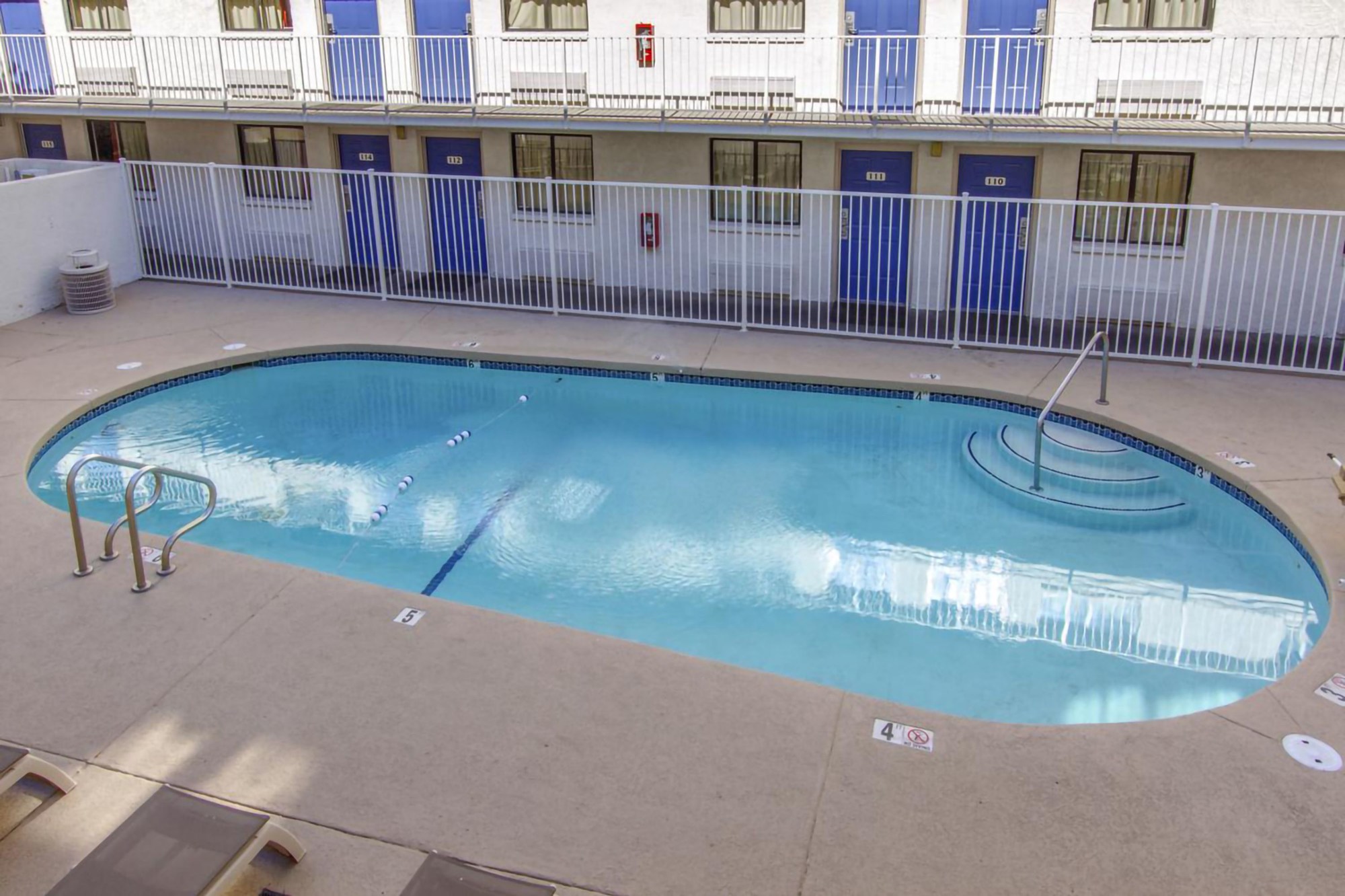 Phoenix Inn