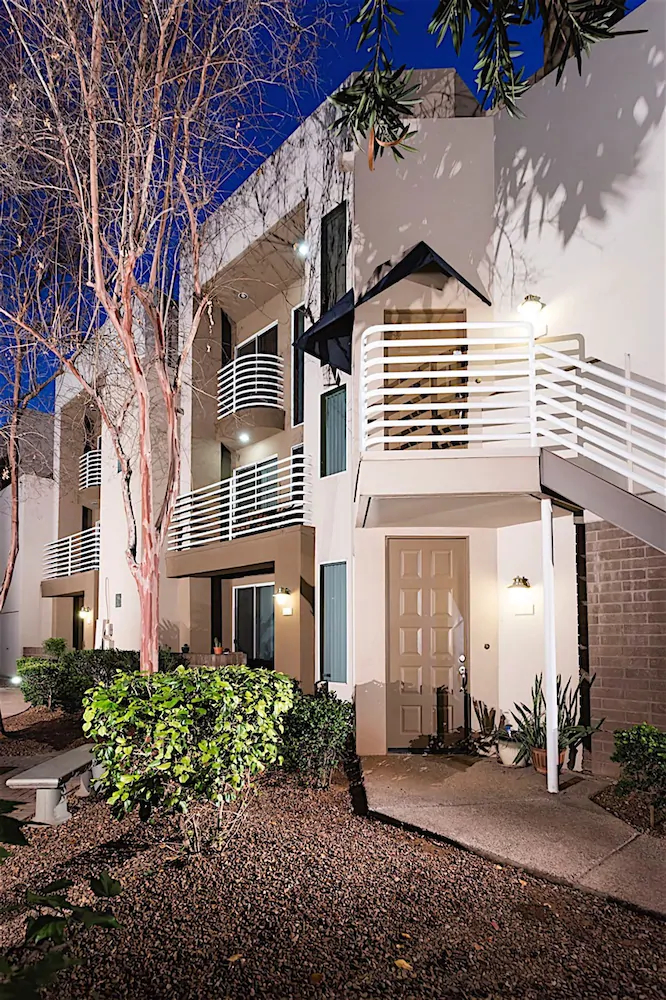 Phoenix Palms 2 BR by Casago