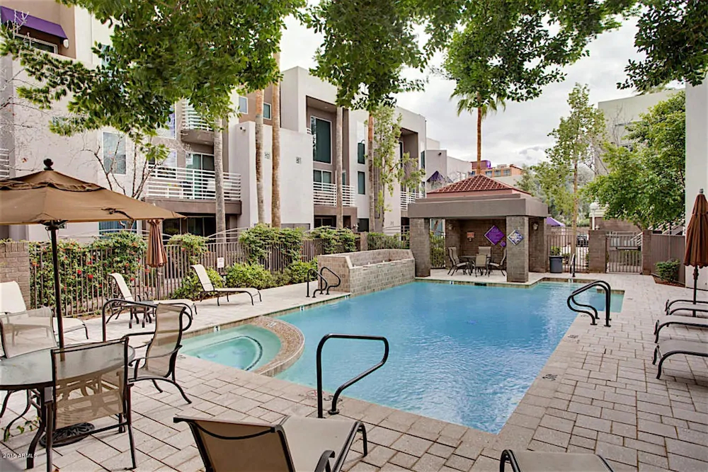 Phoenix Palms 2 BR by Casago