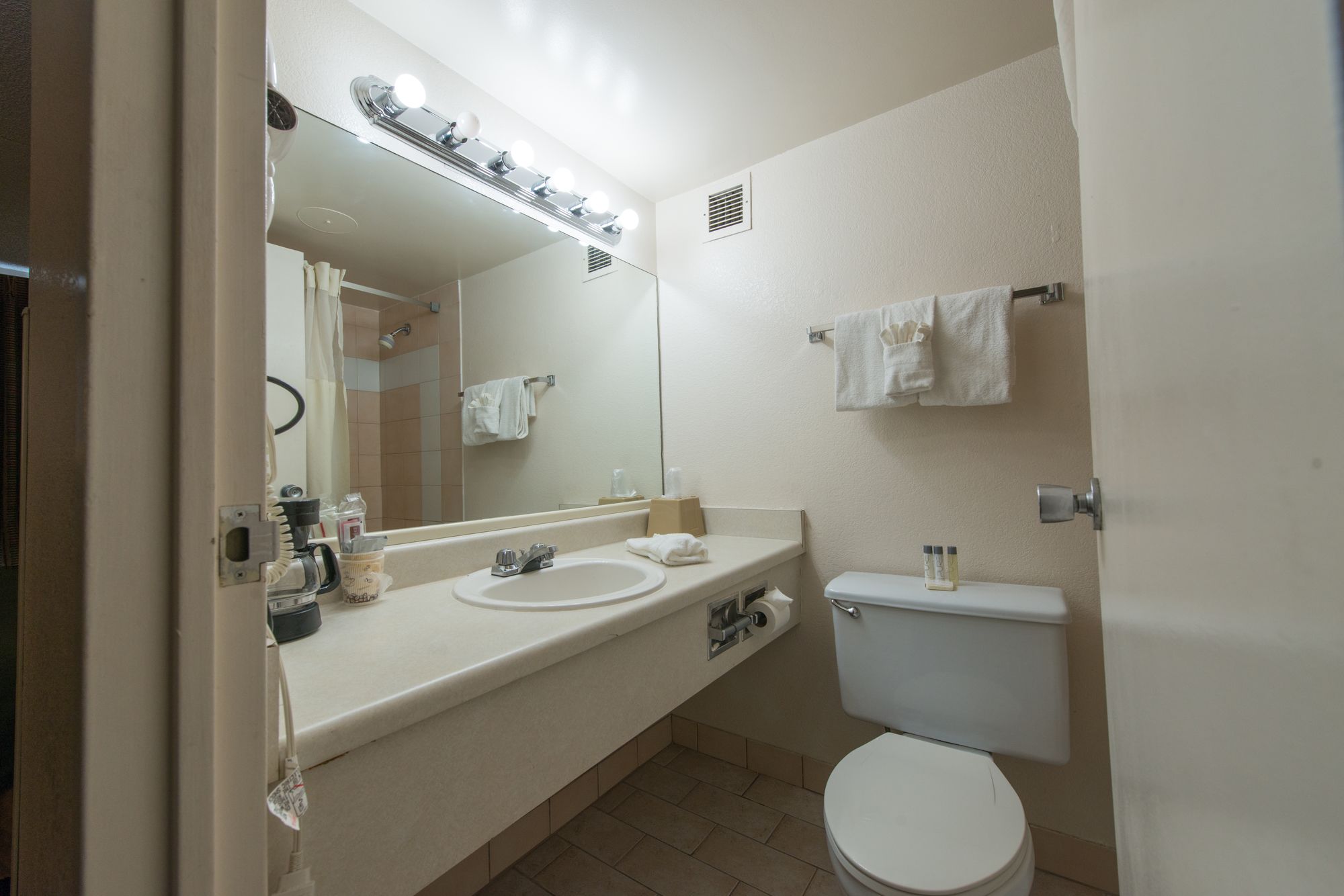 Vacation Inn Phoenix