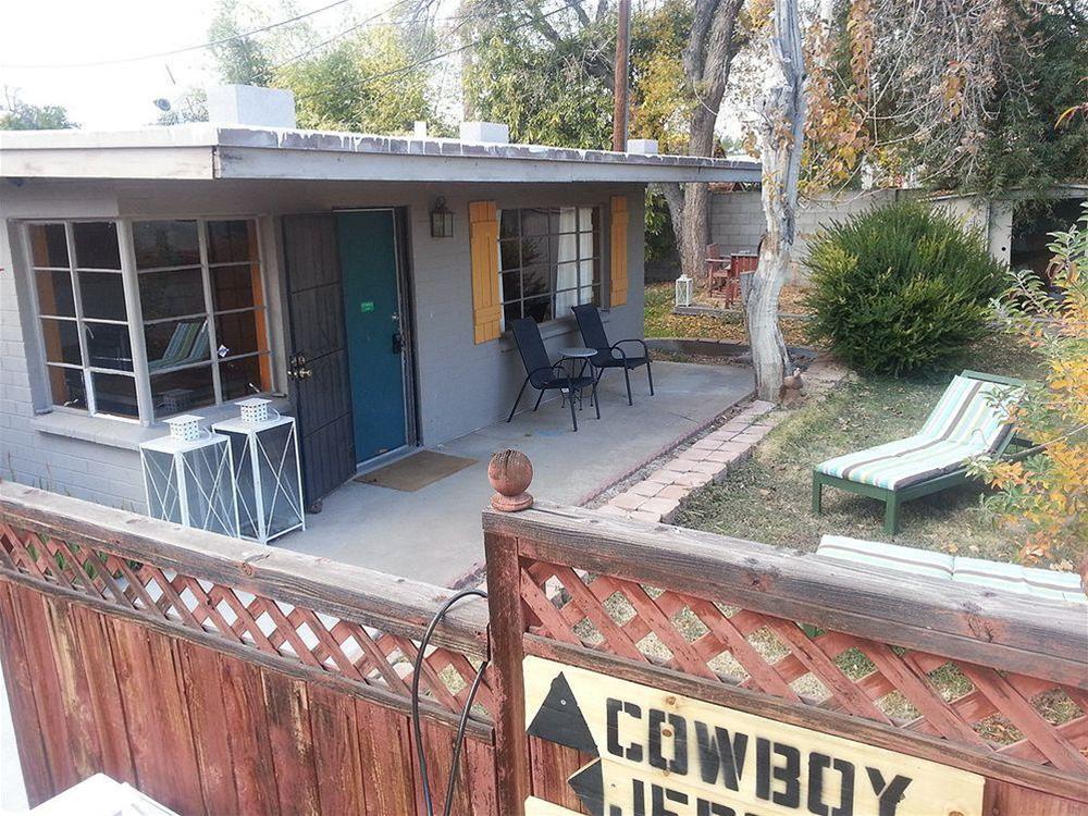 Zenyard Guest House