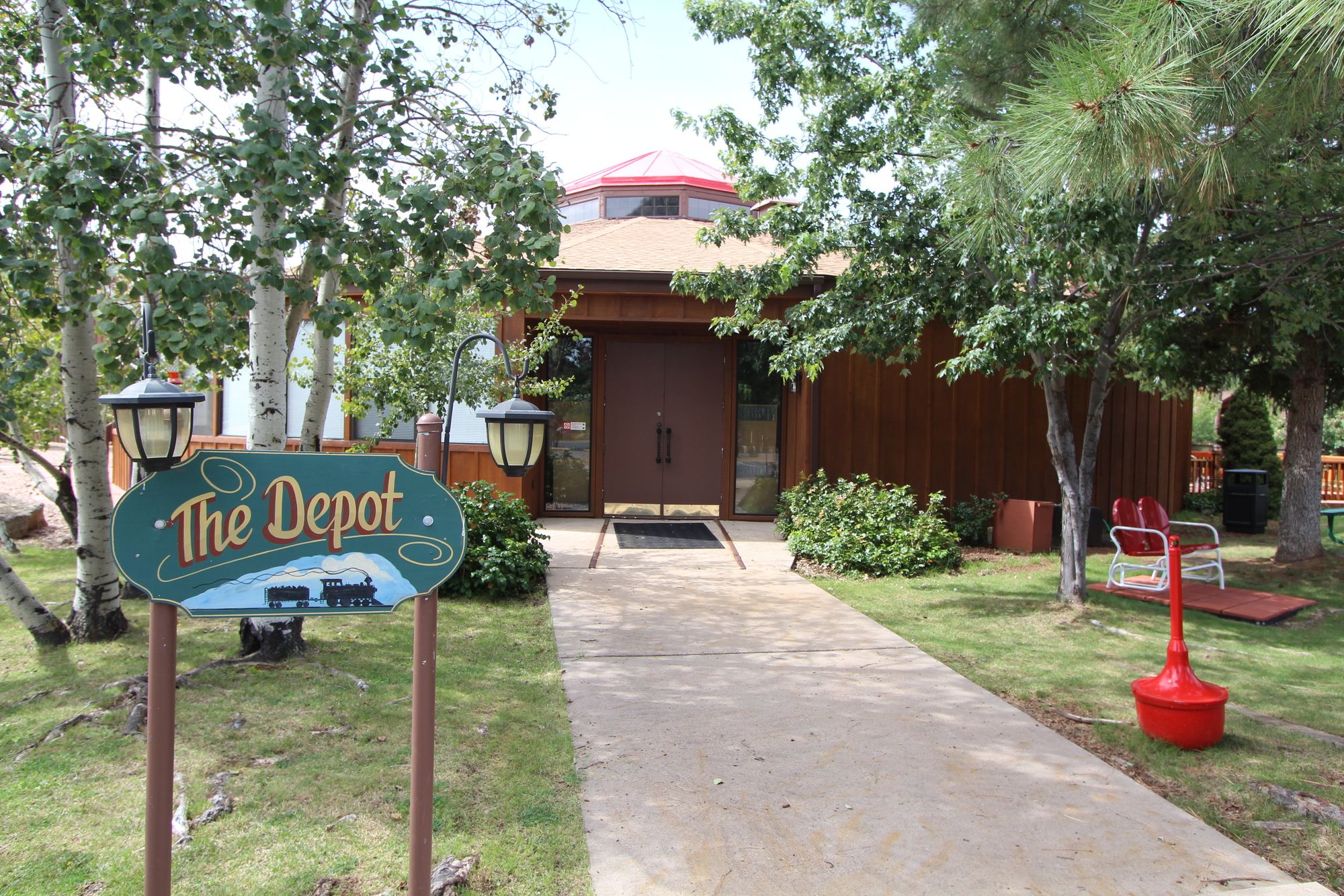 Roundhouse Resort