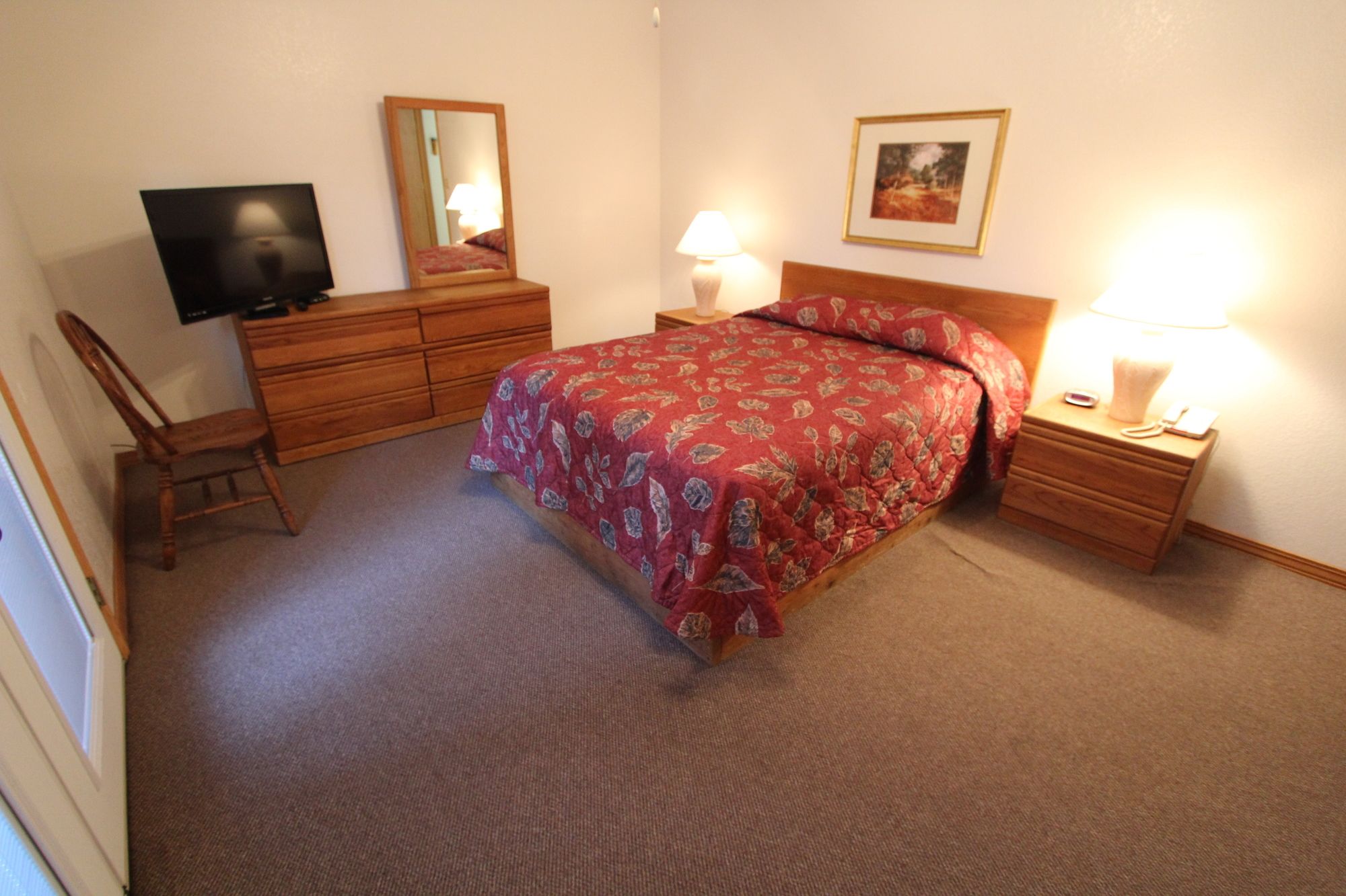 Roundhouse Resort