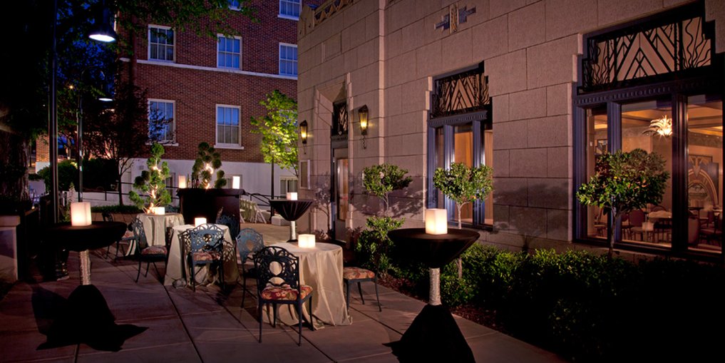 Hassayampa Inn