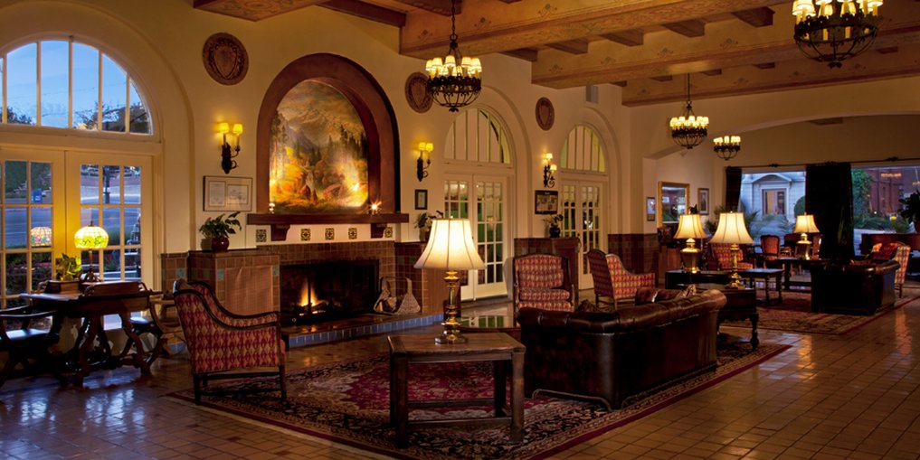 Hassayampa Inn