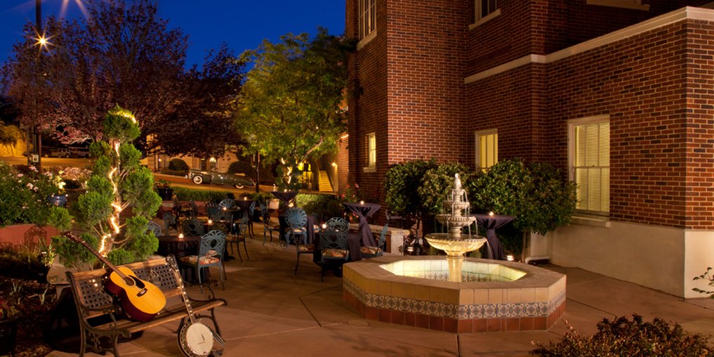 Hassayampa Inn