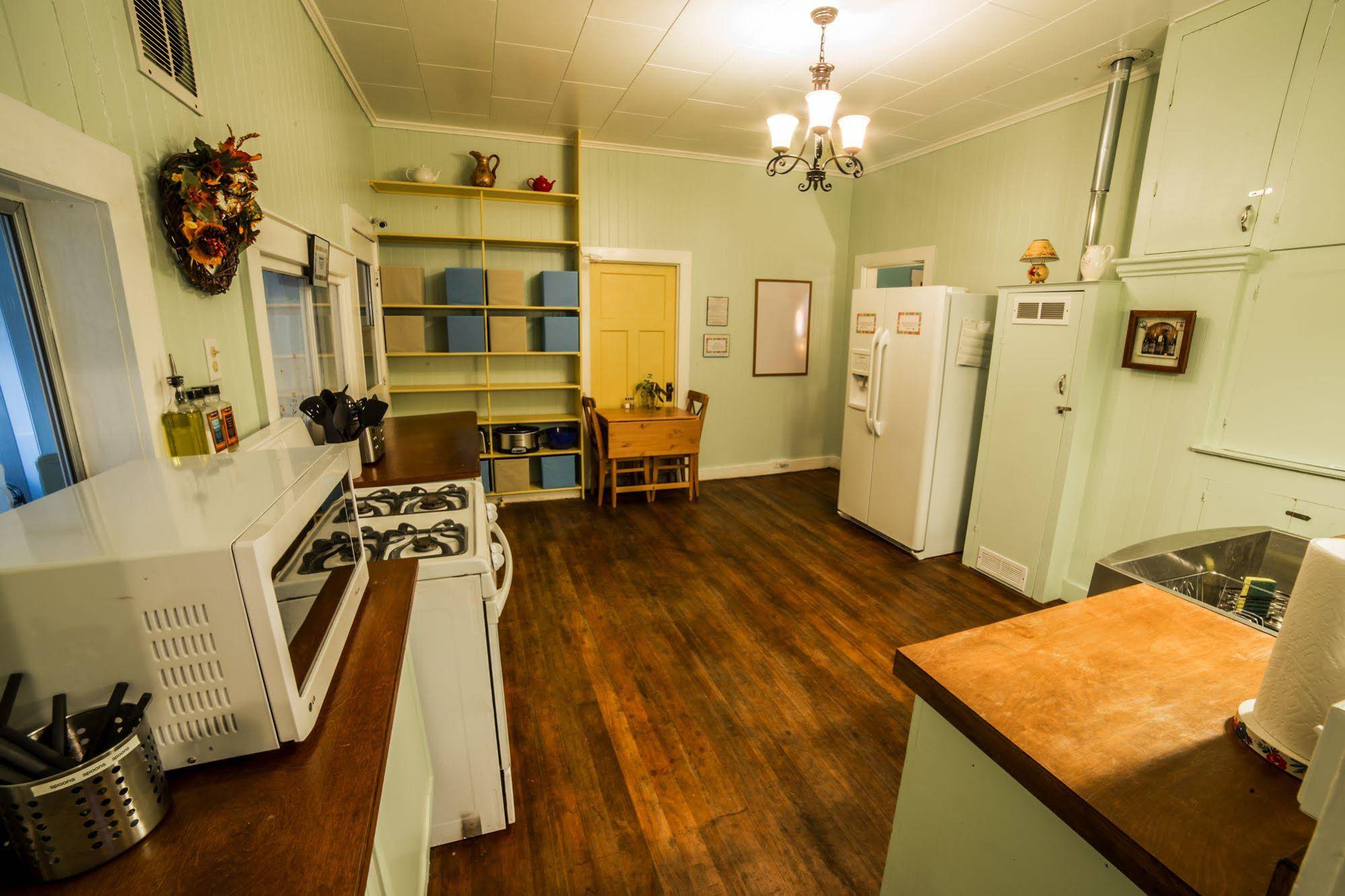 House In The Pines Hostel