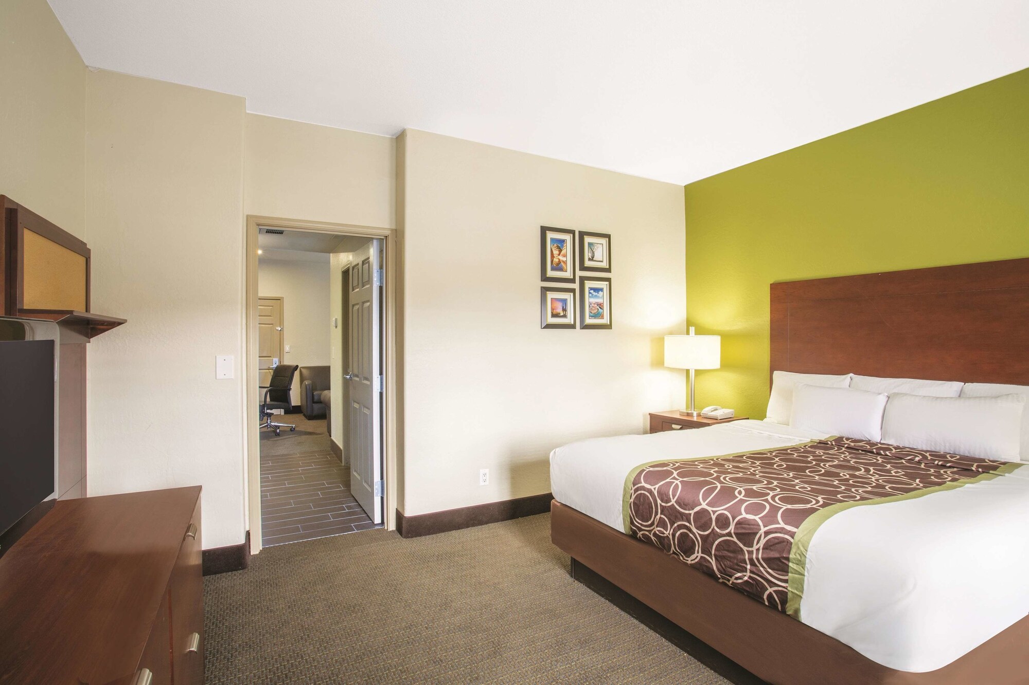 La Quinta Inn & Suites by Wyndham Conference Center Prescott