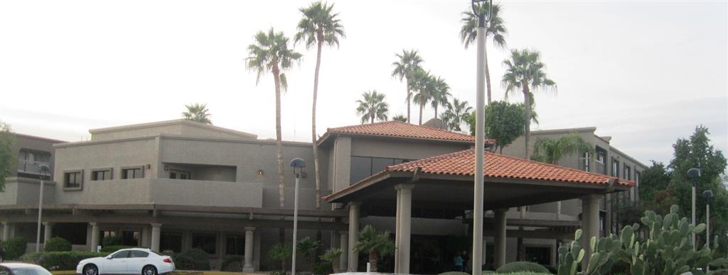Best Western Plus Scottsdale Thunderbird Suites