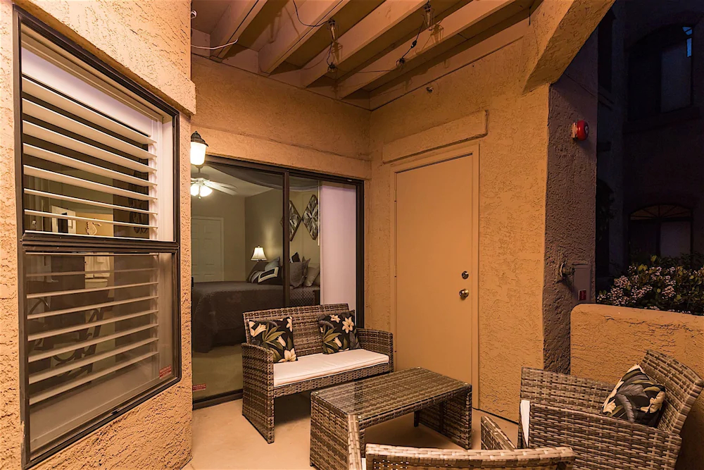 Canuck Condo by Casago