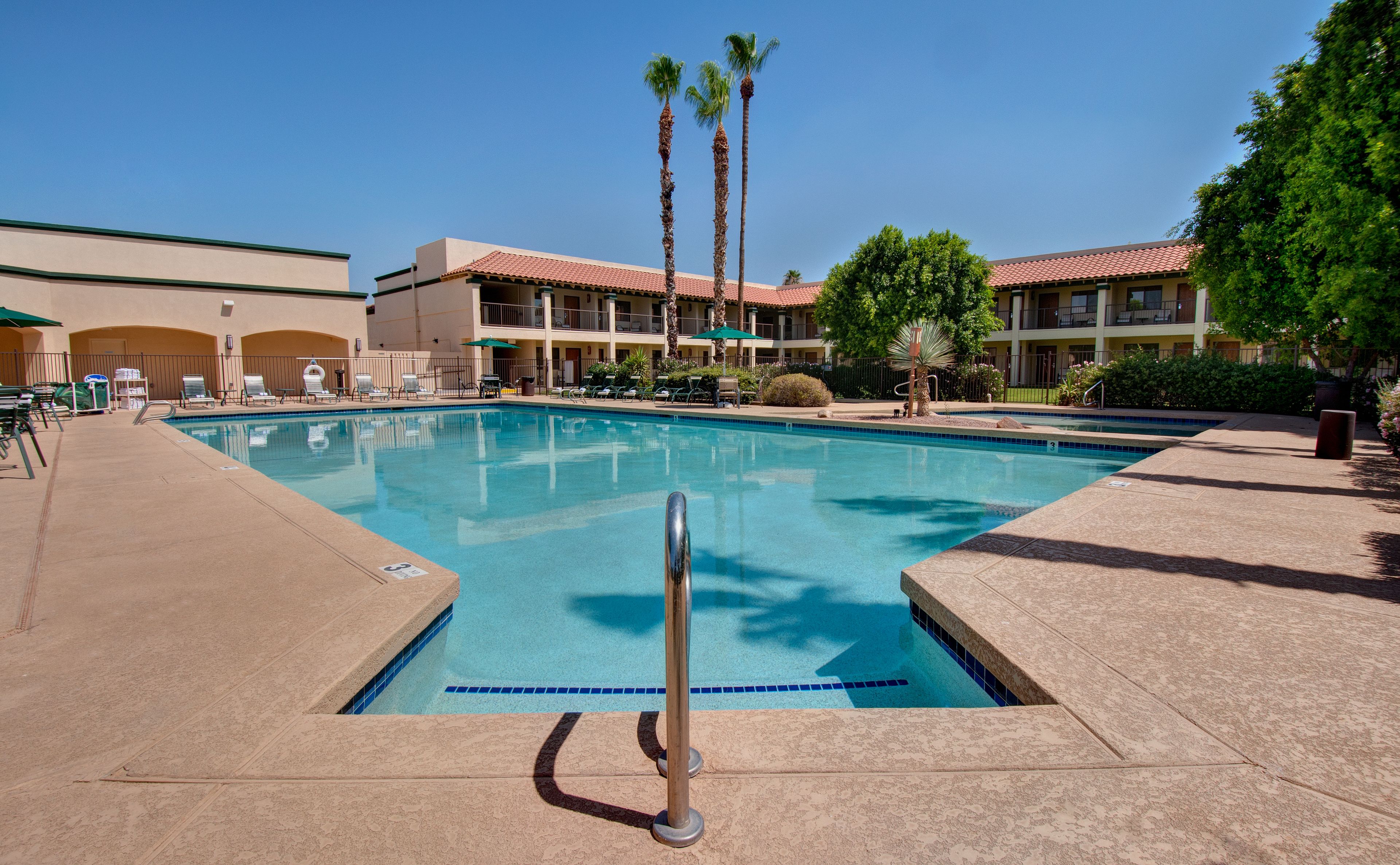 Independence 47 Hotel