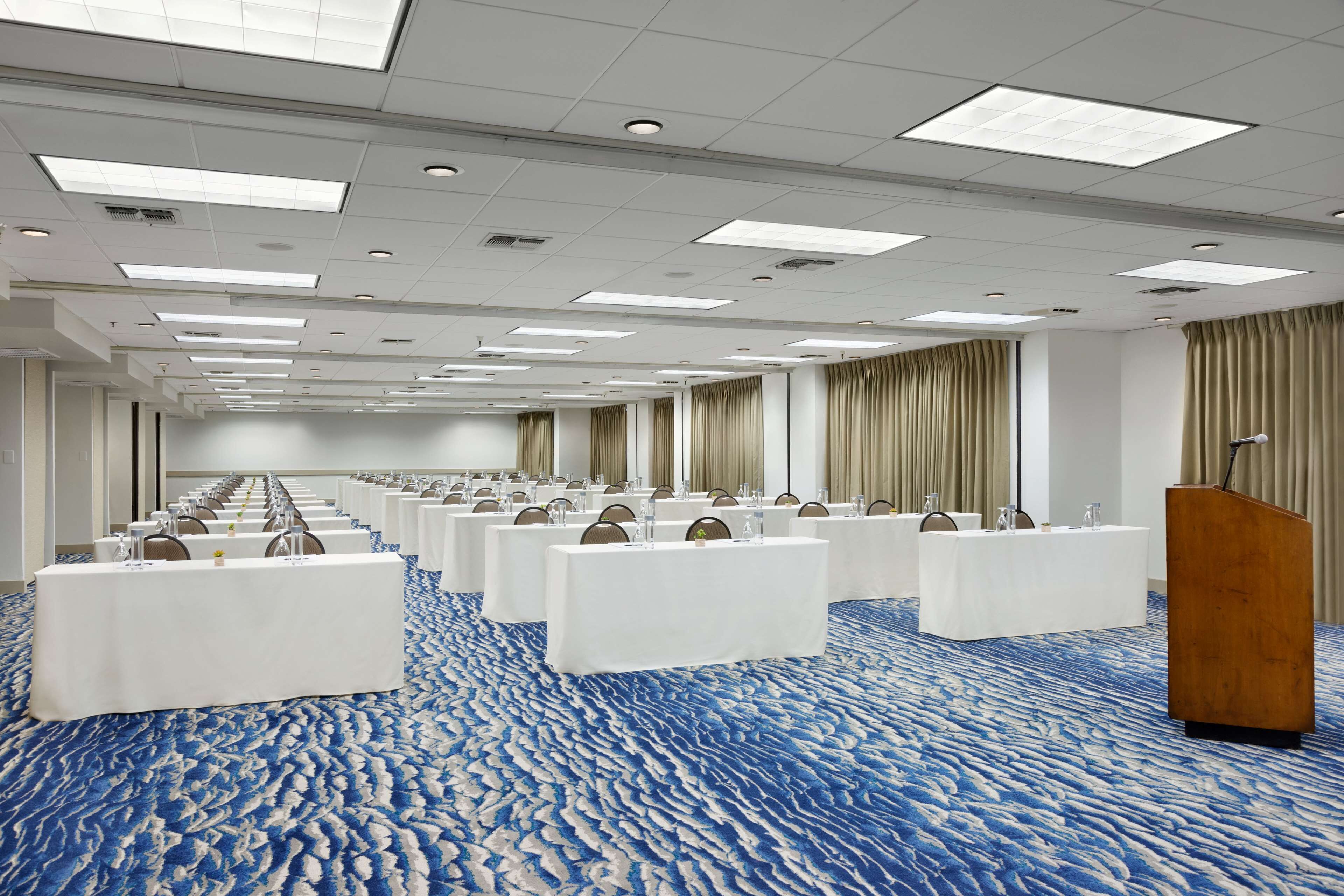 Embassy Suites by Hilton Scottsdale Resort