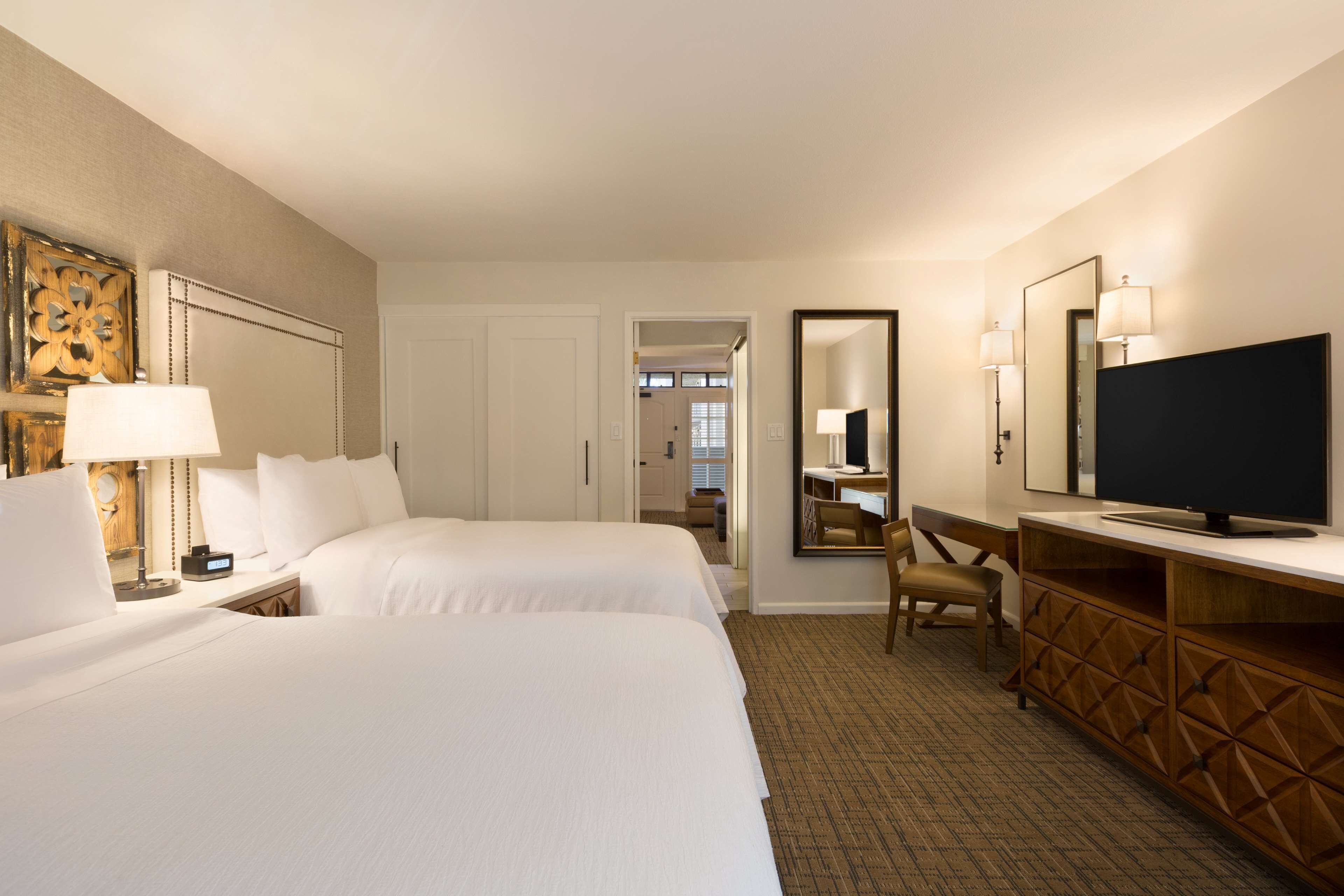 Embassy Suites by Hilton Scottsdale Resort