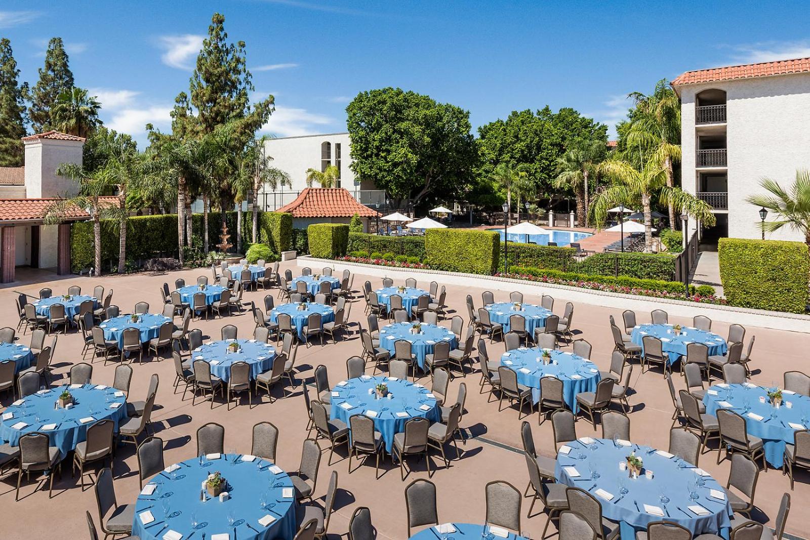 Embassy Suites by Hilton Scottsdale Resort