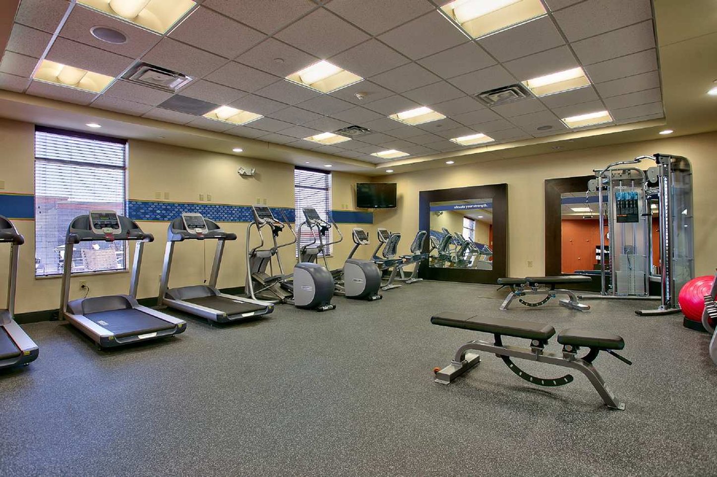 Hampton Inn & Suites Scottsdale at Talking Stick