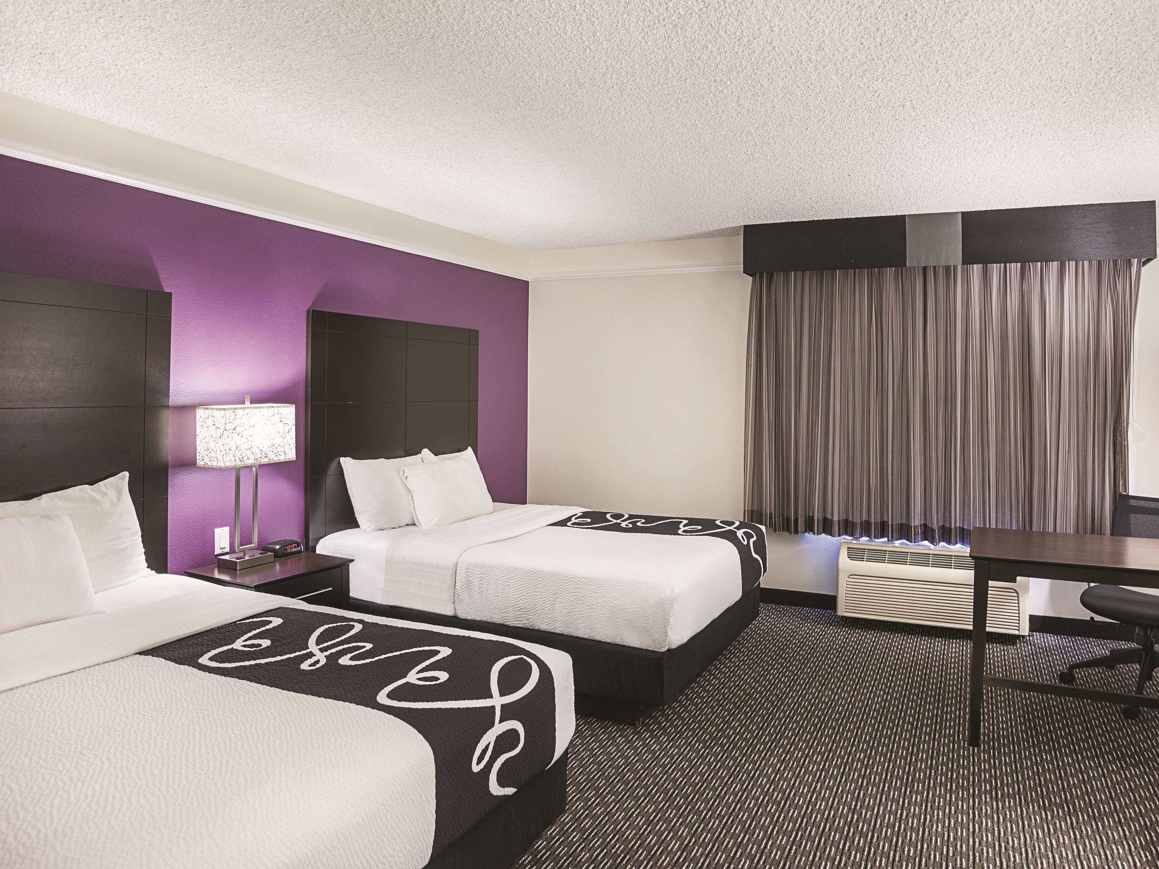 La Quinta Inn & Suites by Wyndham Phoenix Scottsdale