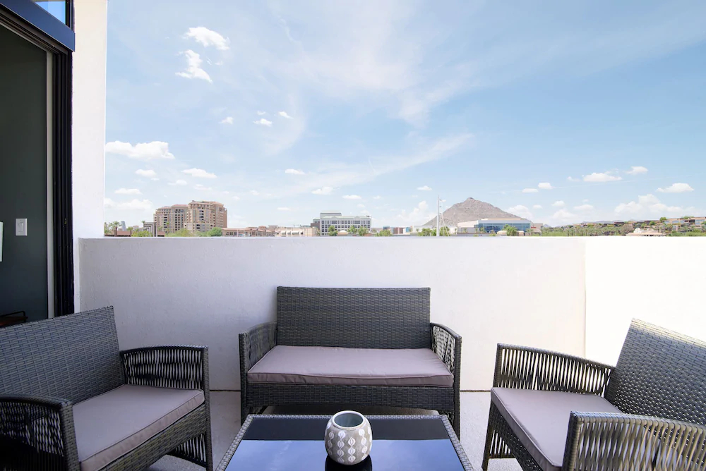Old Town Suites by Sonder
