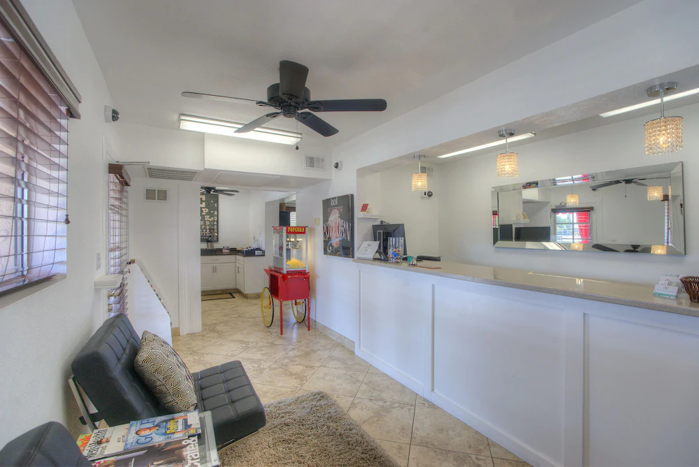 Scottsdale Park Suites