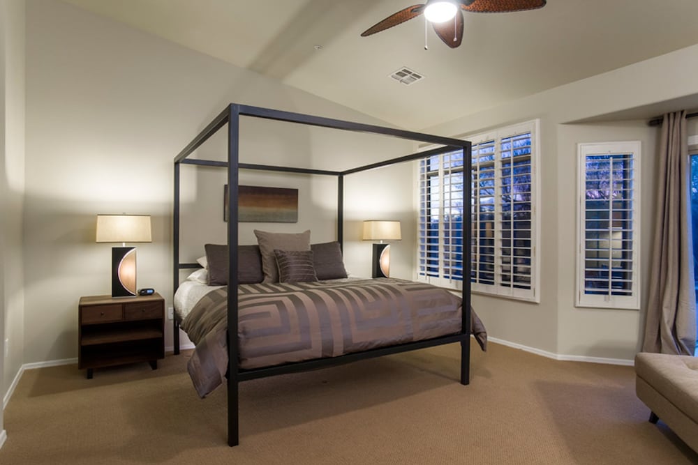 Sonoran Desert Retreat by Casago