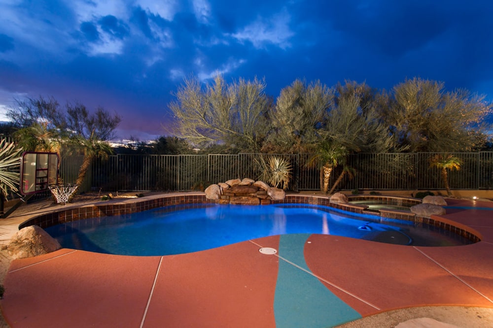 Sonoran Desert Retreat by Casago