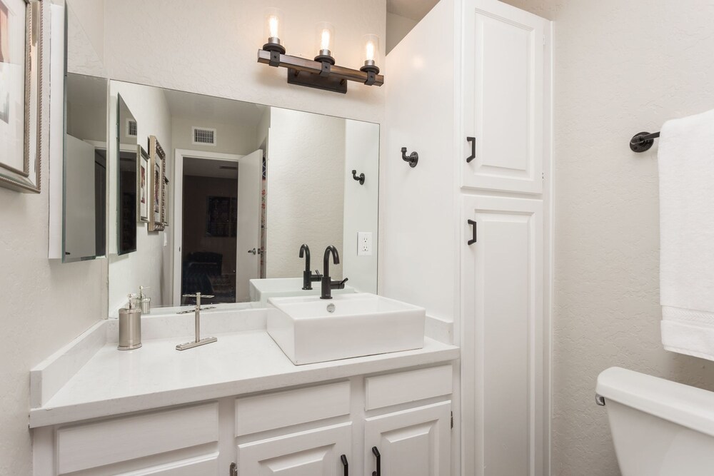 Speakeasy Condo by Casago