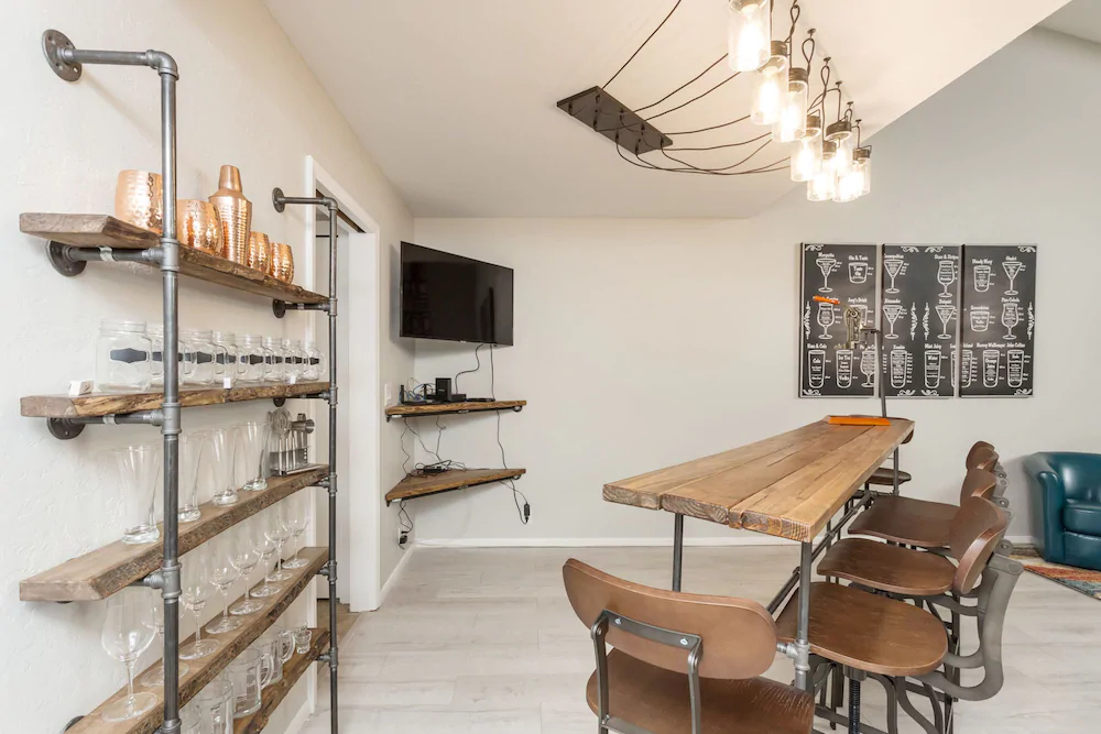 Speakeasy Condo by Casago
