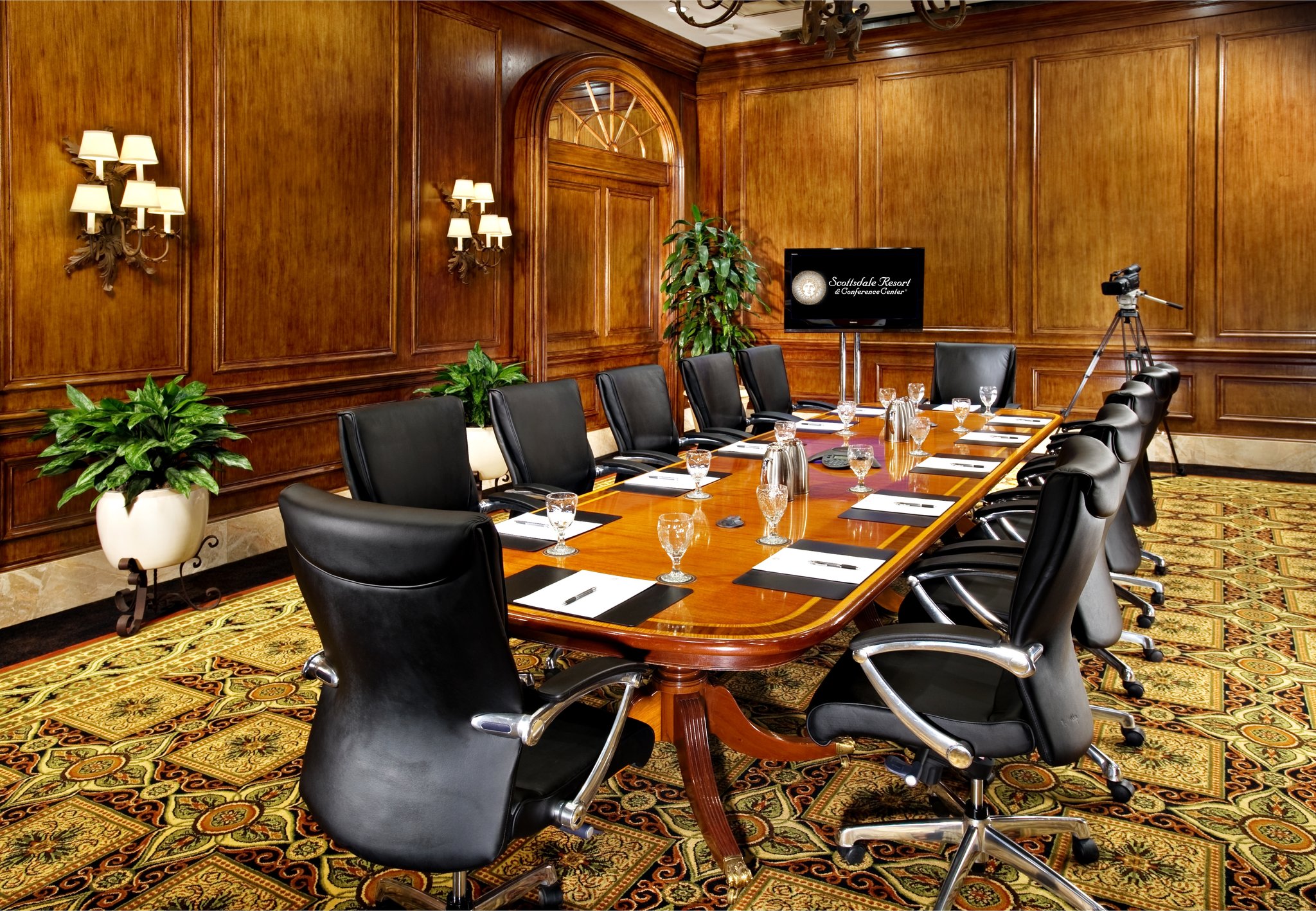 The Scottsdale Resort & Spa, Curio Collection by Hilton