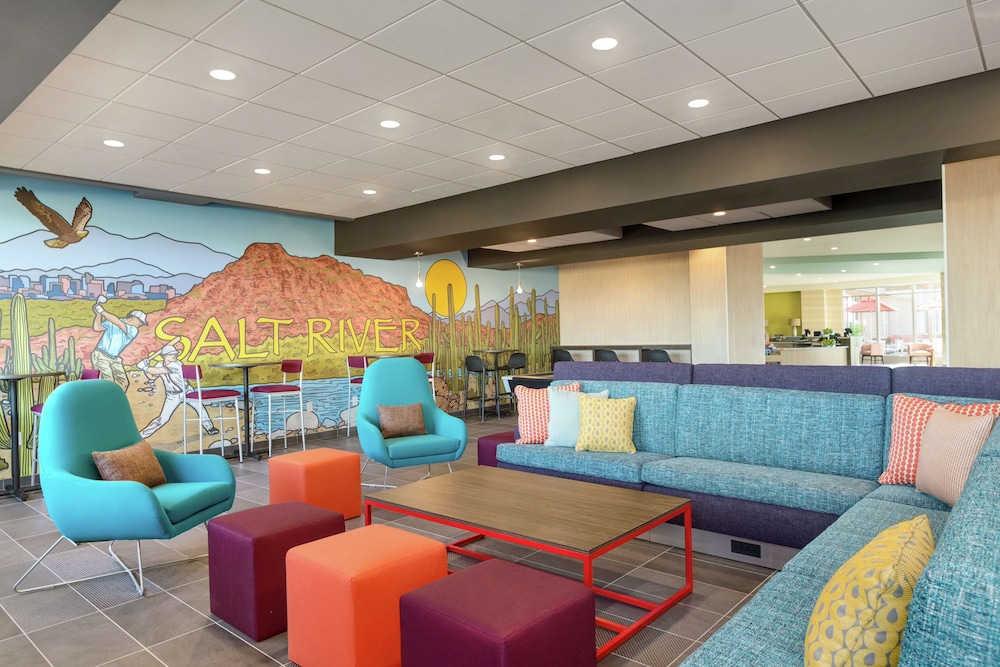 Tru by Hilton Scottsdale Salt River