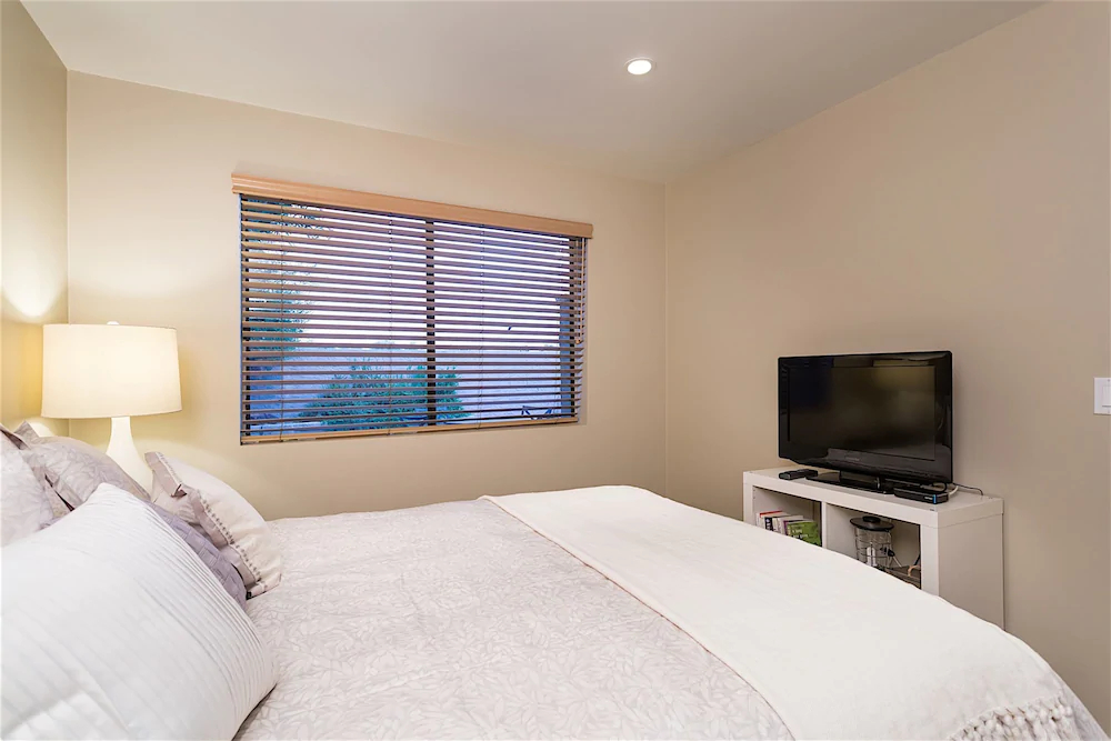Truly Charming At Mccormick Ranch 2 BR by Casago